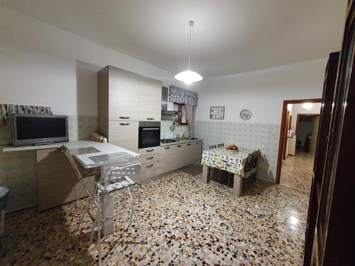 Casa Papona Apartment Sezze ภายนอก รูปภาพ