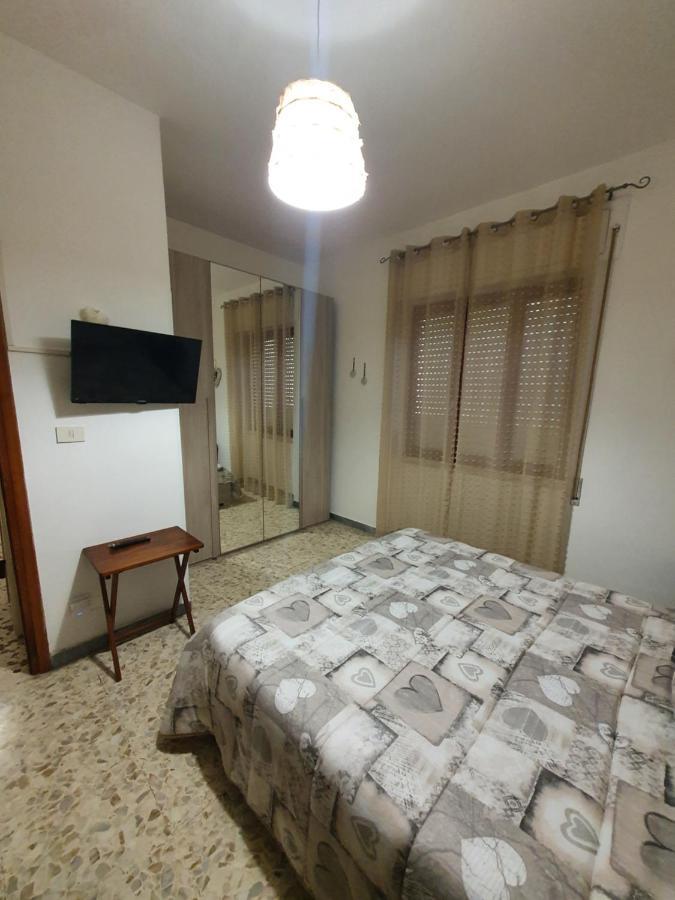 Casa Papona Apartment Sezze ภายนอก รูปภาพ